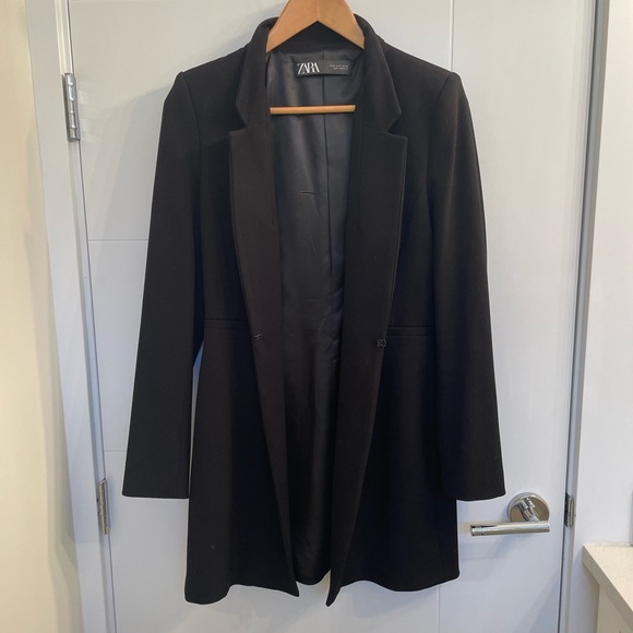 Zara Black Coat- size M. Brand New Conditon - Picture 1 of 4